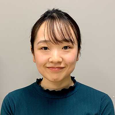 プロフィールアイコン（写真）：ディレクター　佐藤