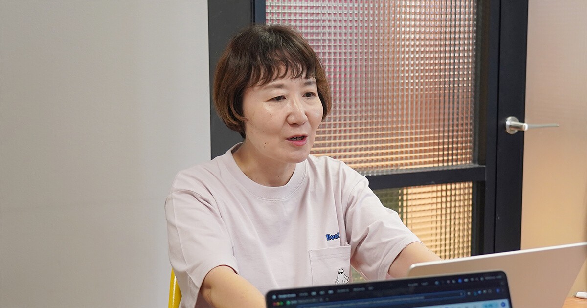 写真：森が話す様子1